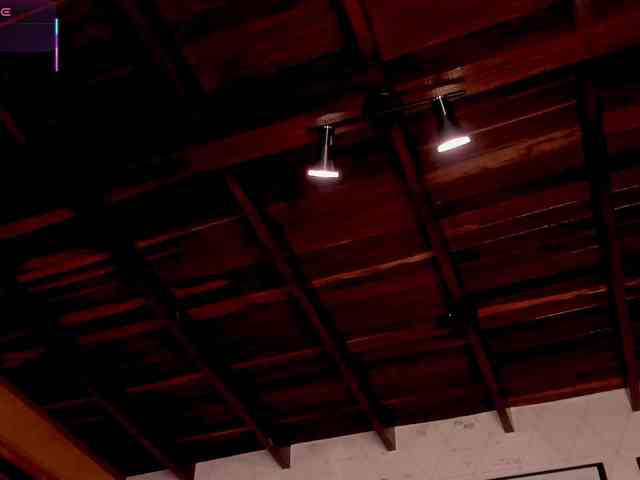 LunaRuso webcam