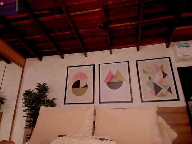 LunaRuso webcam