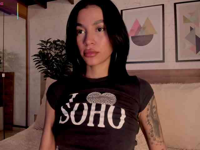 LunaRuso webcam