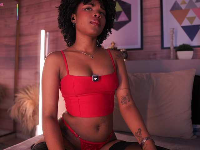 AriaFoster live cam on BongaCams