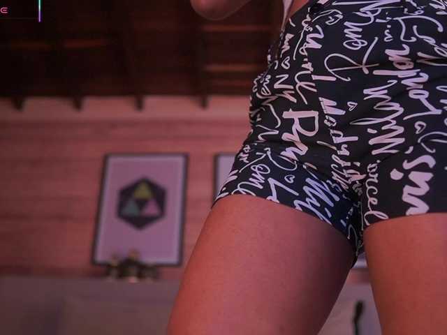 AriaFoster live cam on BongaCams