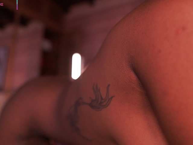 AriaFoster live cam on BongaCams