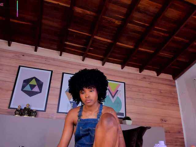 AriaFoster's BongaCams show and profile