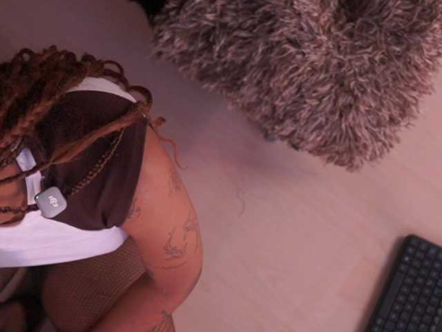 AriaFoster live cam on BongaCams