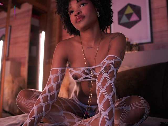 AriaFoster live cam on BongaCams