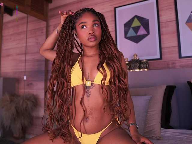 AriaFoster live cam on BongaCams