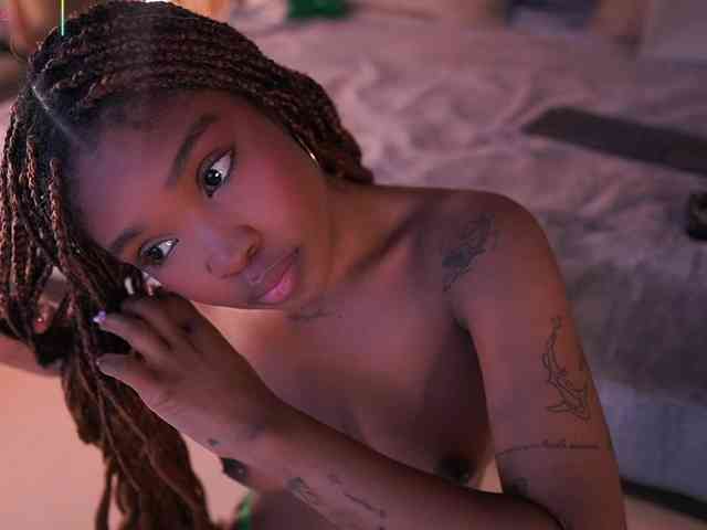 Model: AriaFoster