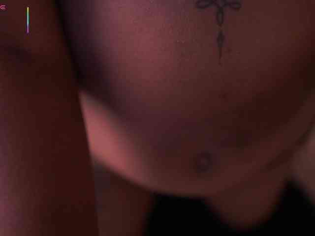 AriaFoster webcam
