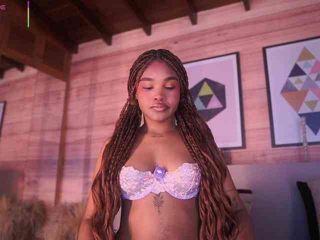 AriaFoster Live Webcam on BongaCams