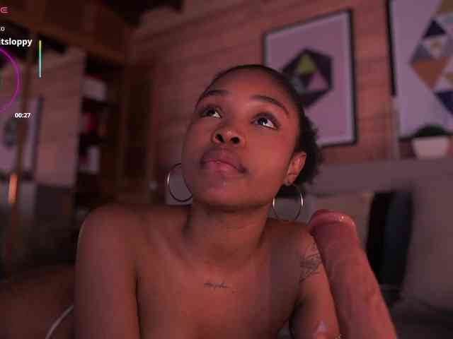AriaFoster webcam