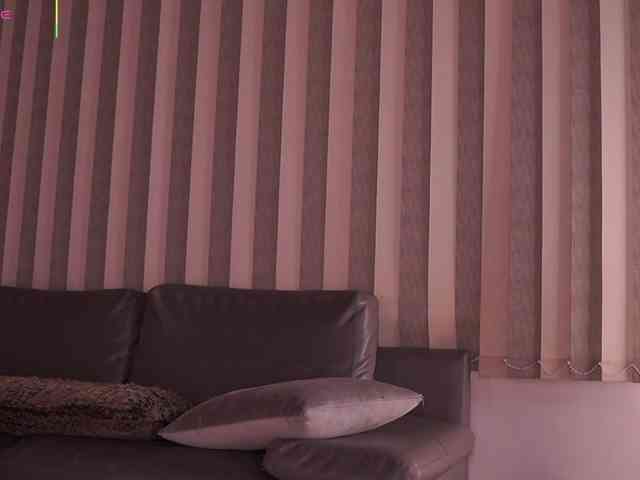 AriaFoster webcam