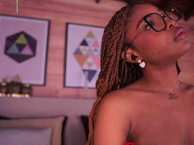 AriaFoster Live Webcam on BongaCams