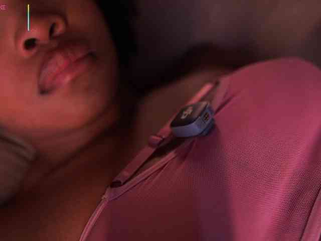 AriaFoster webcam