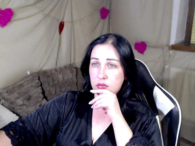 JillStevens live cam on BongaCams