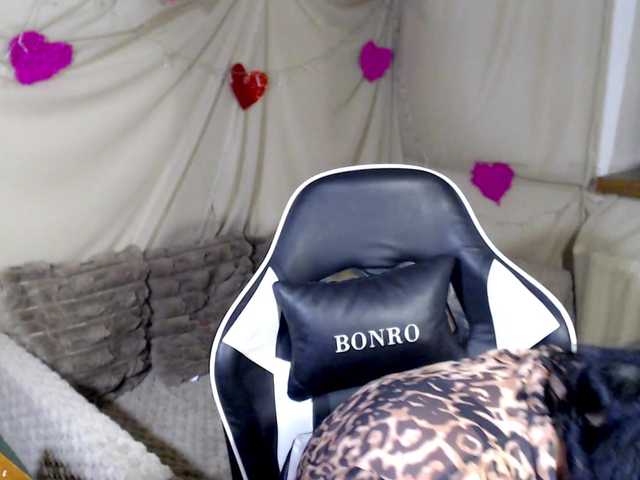 JillStevens live cam on BongaCams