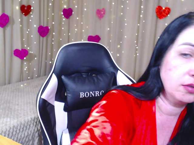 JillStevens's BongaCams show and profile