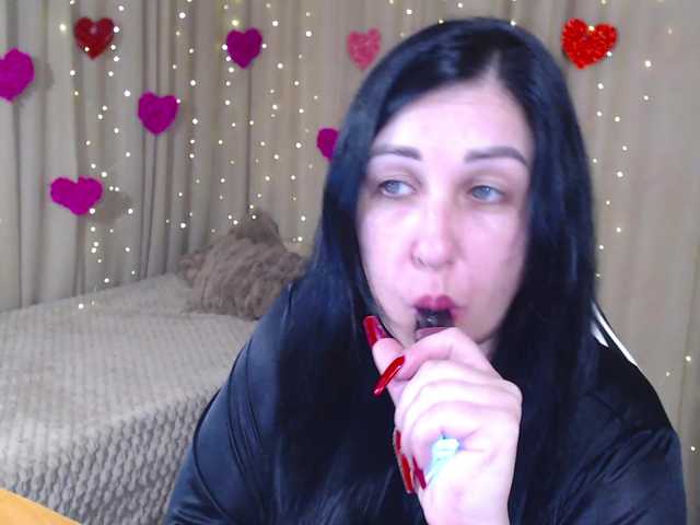 JillStevens's BongaCams show and profile