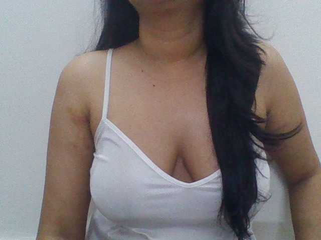 WildSarita22 preview