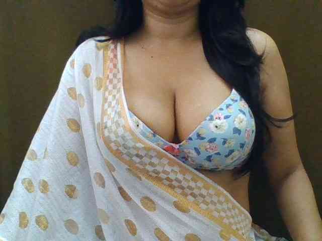 WildSarita22 webcam