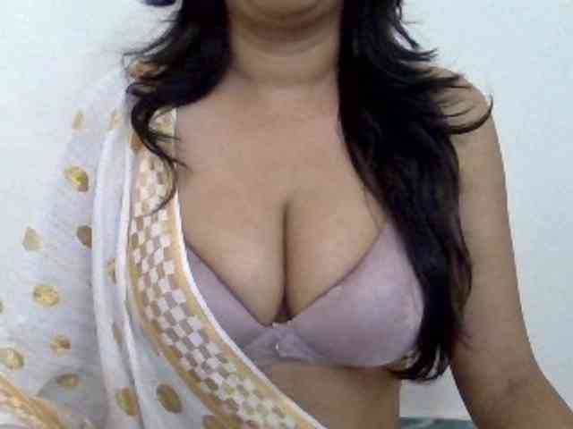 WildSarita22 webcam
