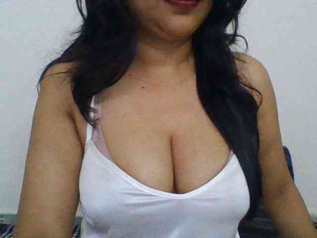 WildSarita22 webcam