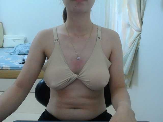 HotQueen93 live cam preview