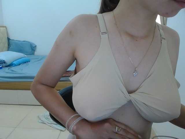 HotQueen93