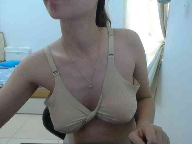 HotQueen93 webcam
