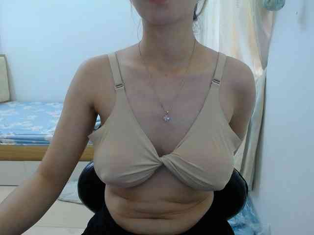 HotQueen93