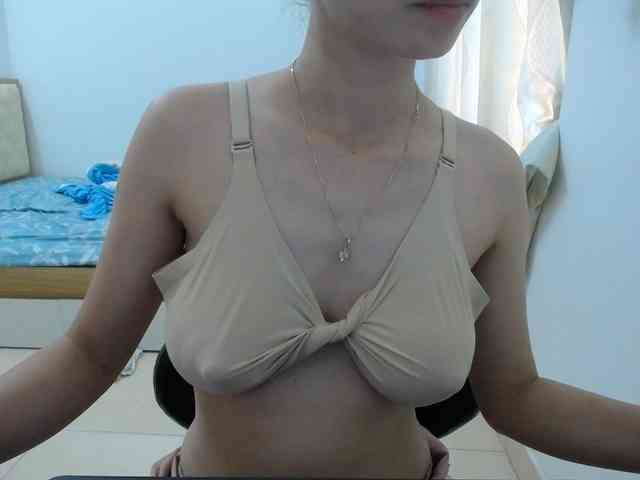 HotQueen93