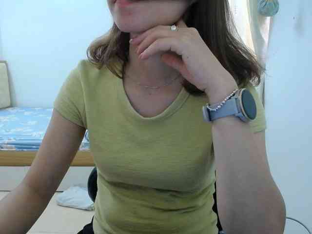 HotQueen93 webcam