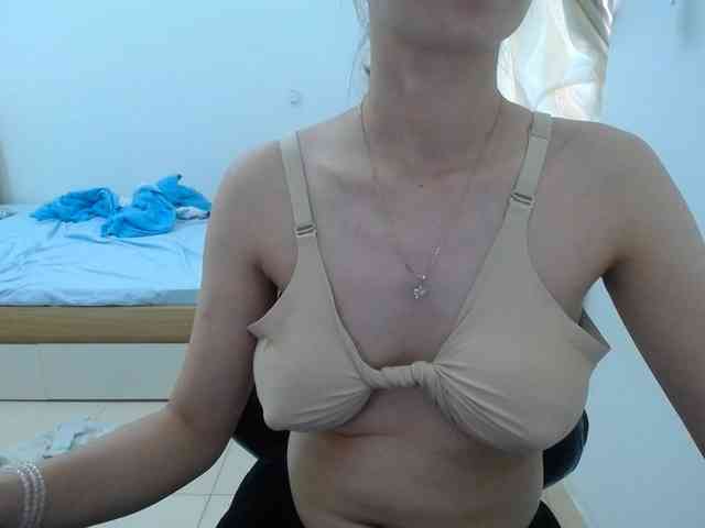 HotQueen93