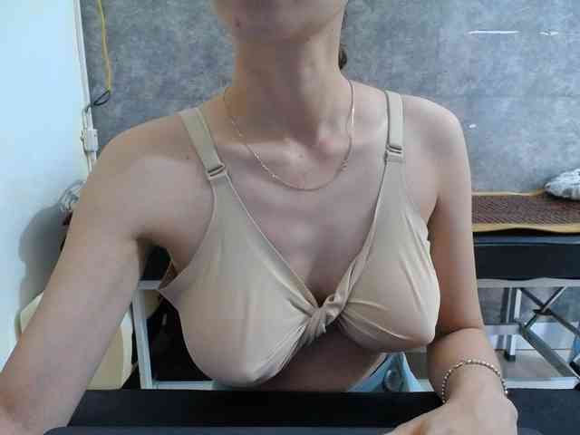 HotQueen93
