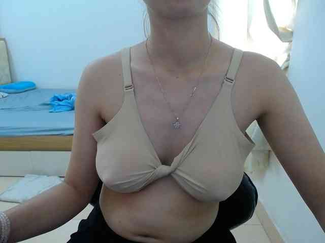 HotQueen93