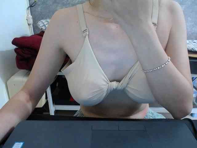 HotQueen93