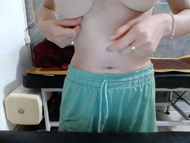HotQueen93