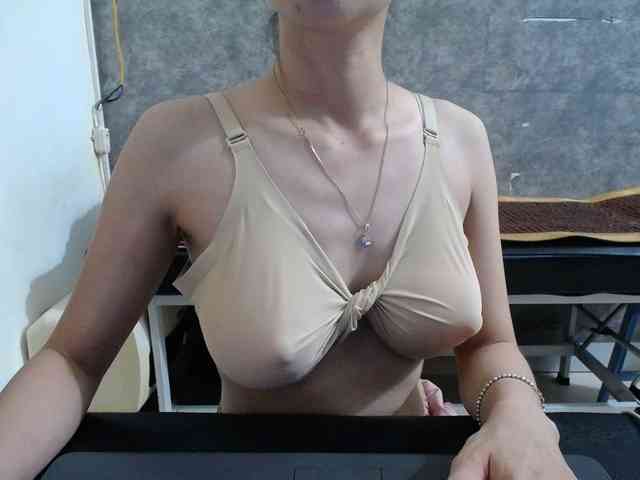 HotQueen93