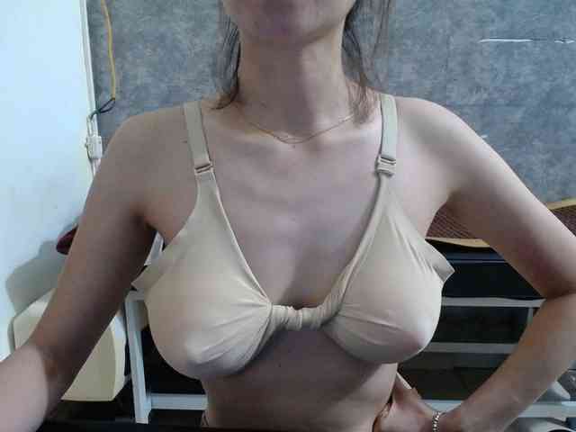 HotQueen93
