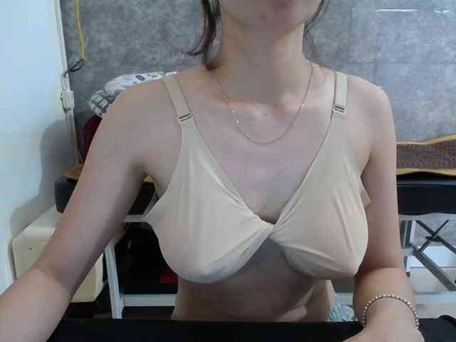 HotQueen93
