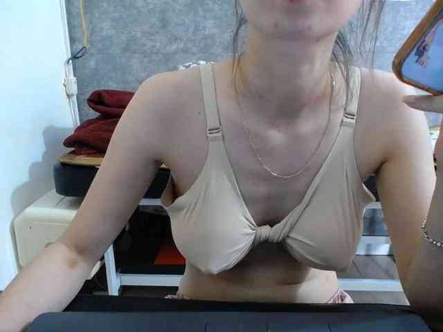 HotQueen93
