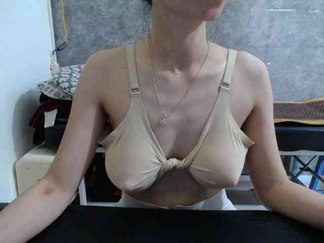 HotQueen93