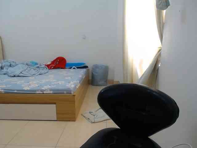 HotQueen93 webcam