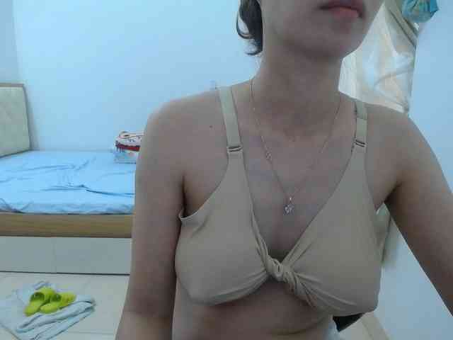 HotQueen93 webcam