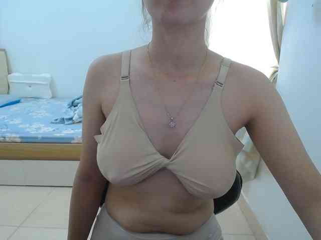 HotQueen93