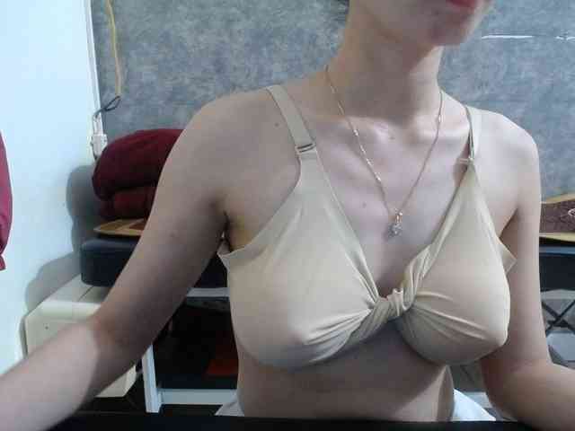 HotQueen93