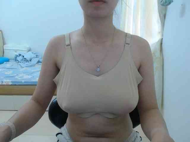 HotQueen93