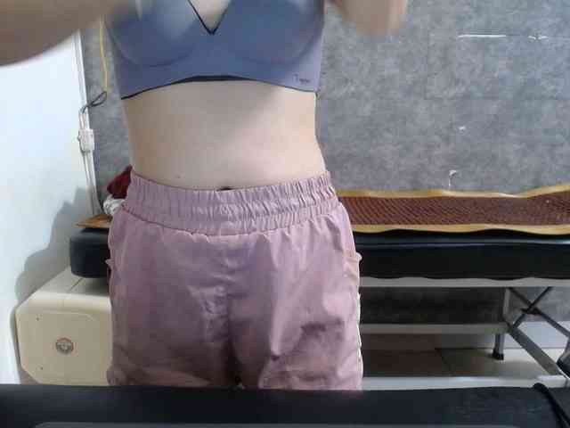 HotQueen93 webcam