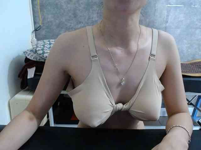 HotQueen93