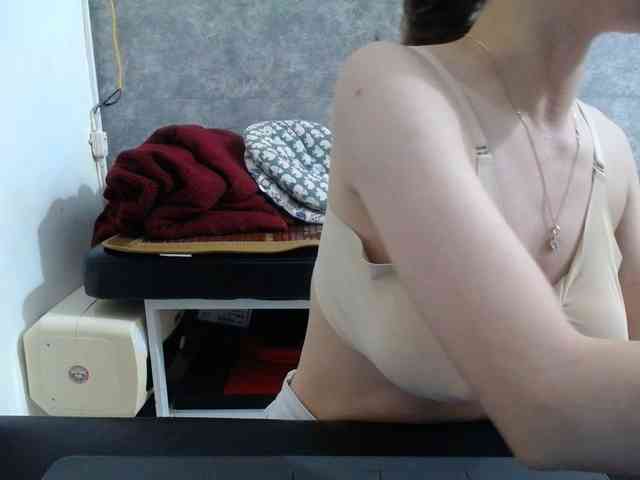 HotQueen93