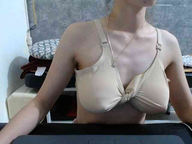 HotQueen93